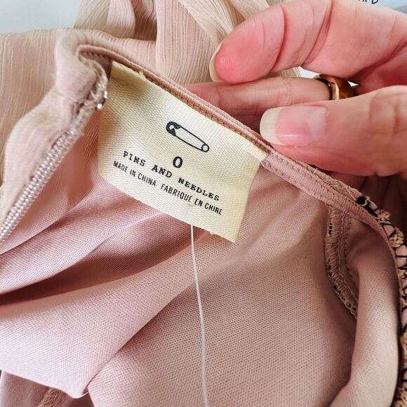 Pins and Needles Rose Tyrie and Black Lace Long Sleeve Lined Gauze Mini Dress 0 - Picture 11 of 14